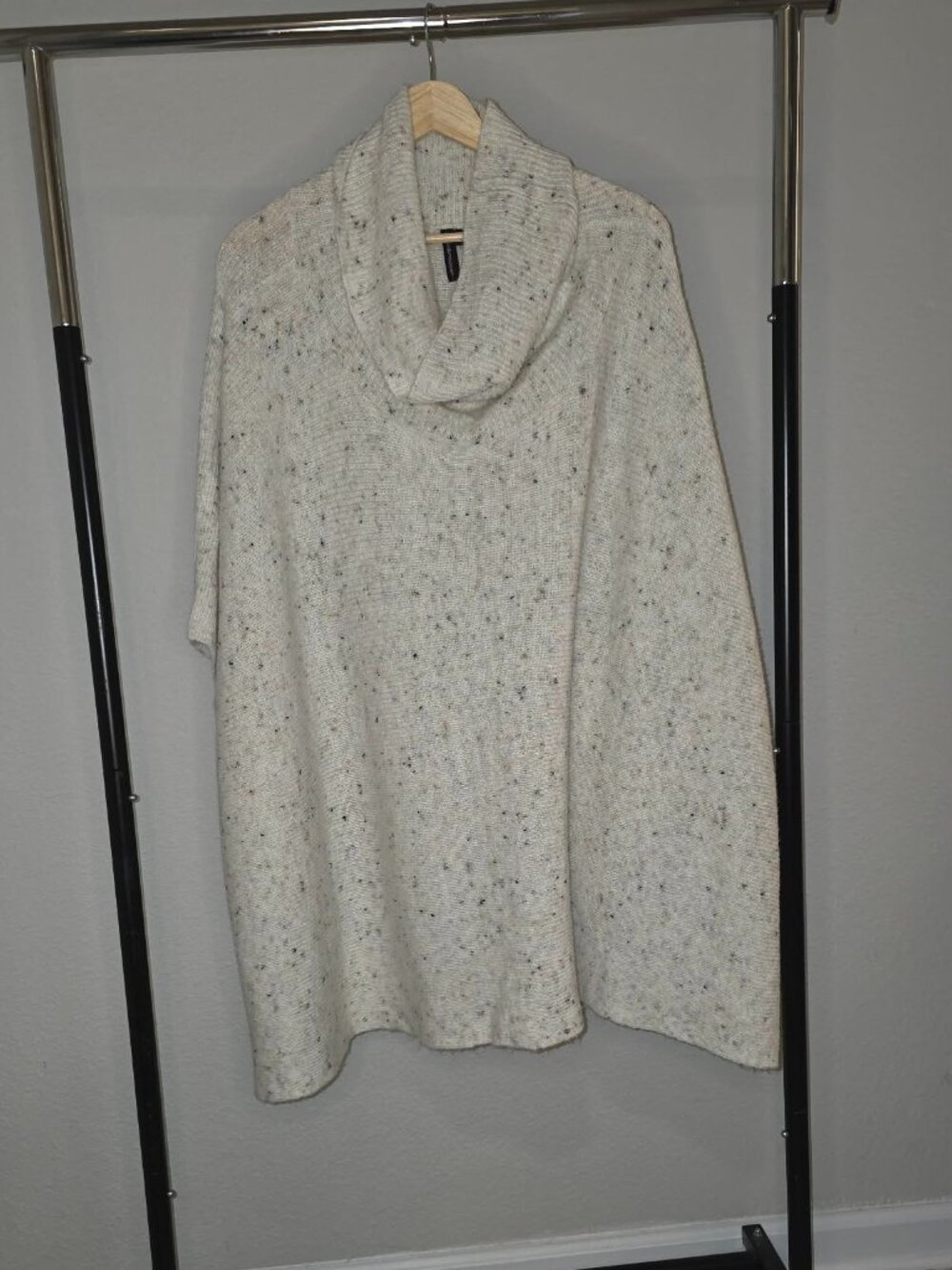 Moon and Madison - M - Poncho